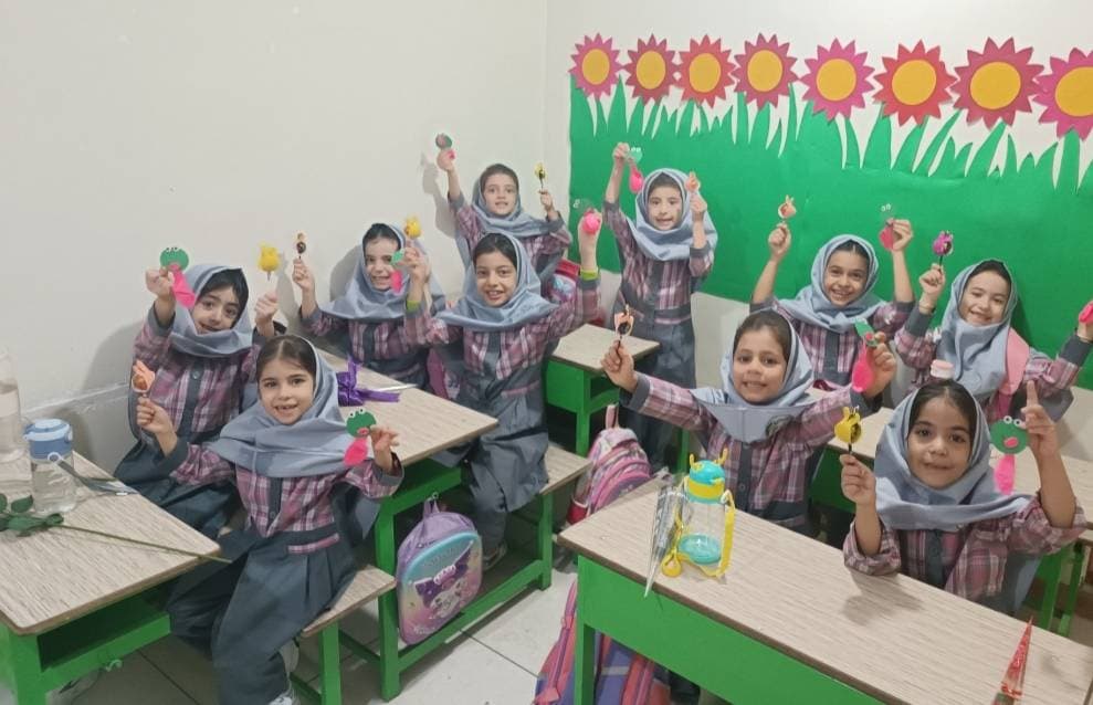 پیش دبستان و دبستان غیردولتی دخترانه مهرسا