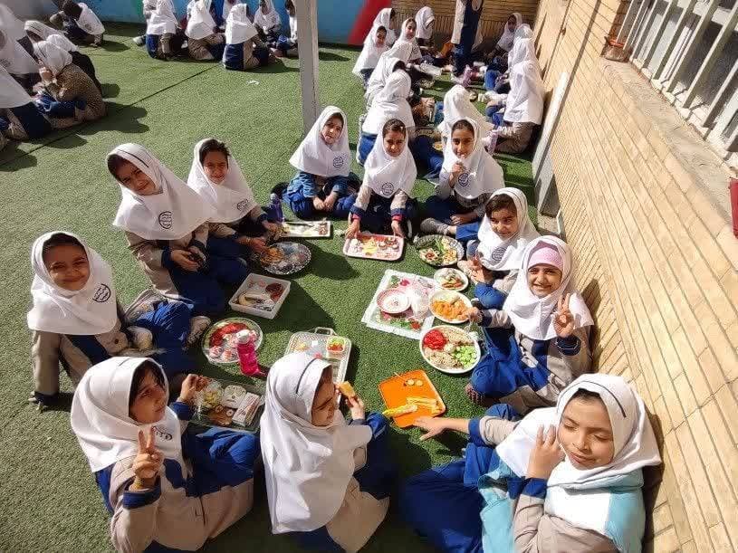 پیش دبستان و دبستان غیردولتی دخترانه مهرسا